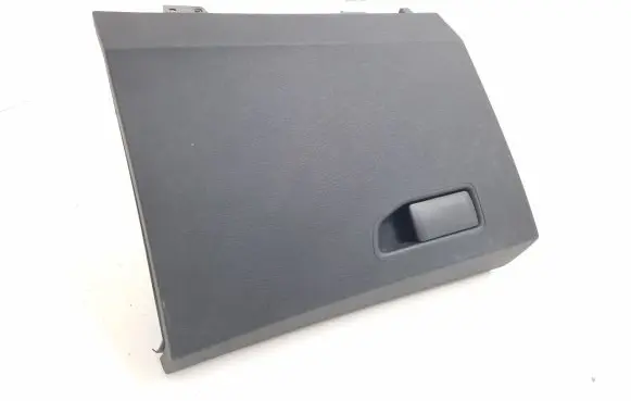 Peugeot 3008 II Glove box