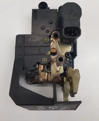 Alfa Romeo 156 Front door lock 18110242