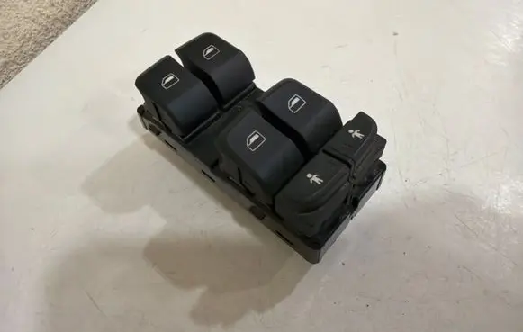 Audi A3 S3 8V Electric window control switch 8V0959851D