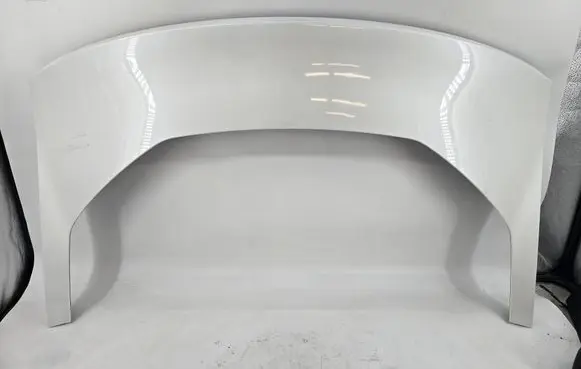 Polestar 4 Bottom trim 20240716 8893348753A15