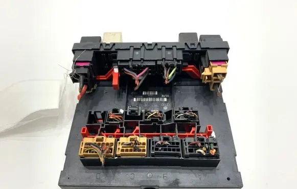 Volkswagen PASSAT B6 Other control units/modules 3C0937049H