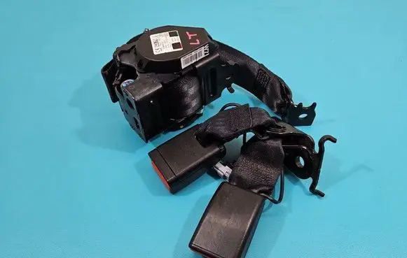 Renault Megane IV Rear seatbelt 888419825R IMPRK1440212