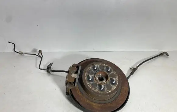 Nissan X-Trail T32 Rear wheel hub