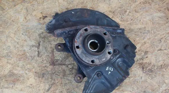BMW X5 E53 Front wheel hub spindle knuckle