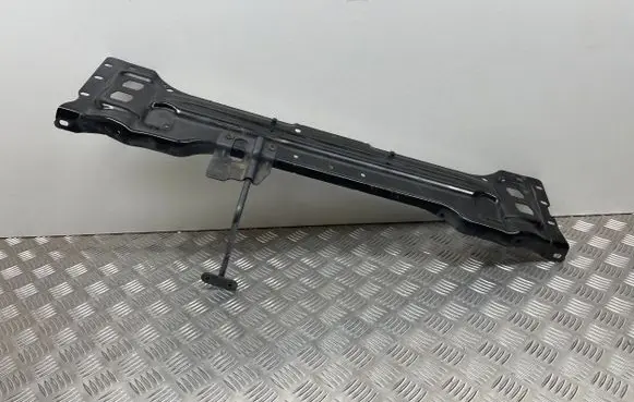 Mercedes-Benz E C207 W207 Top upper radiator support slam panel 207620032 A207620032