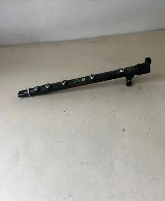Mercedes-Benz Vito Viano W639 Fuel main line pipe A6110700395