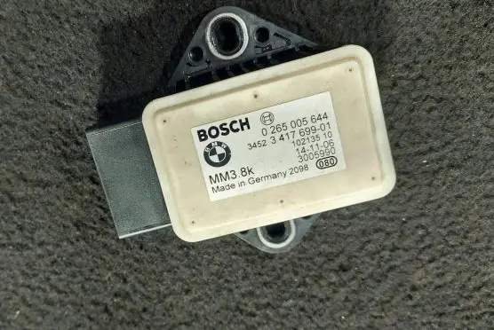 BMW X3 E83 ESP acceleration yaw rate sensor 0265005644