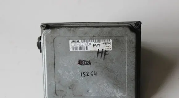 Ford Focus Engine control unit/module 4M5112A650HF S118934101F