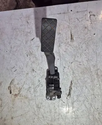 Volkswagen Transporter - Caravelle T5 Accelerator throttle pedal 7H1723503 6PV00849502