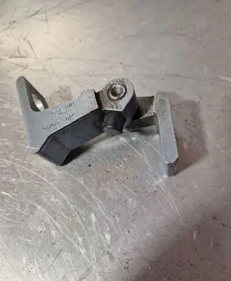 Audi A4 S4 B8 8K Rear door lower hinge 8K0831401B 460802S