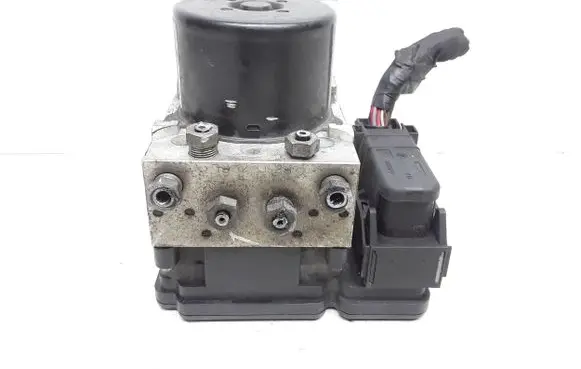 Volvo V70 ABS Pump 31329139 P31329139