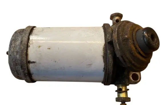 Ford Sierra Fuel filter housing 9001134