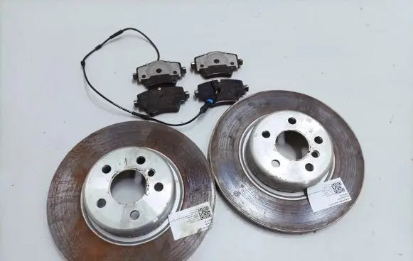 BMW X4 G02 Front brake disc 6880072 688874