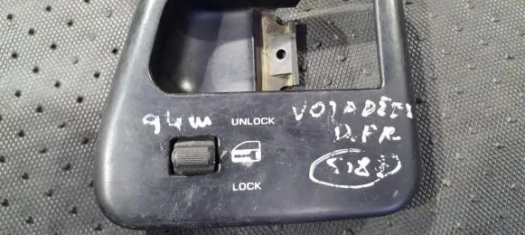 Chrysler Voyager Central locking switch button R4615726 R-4615726