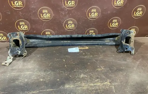Volkswagen Touran I Front bumper cross member
