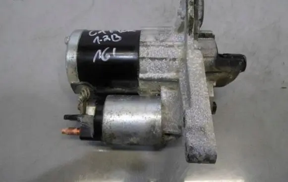 Renault Captur Starter motor