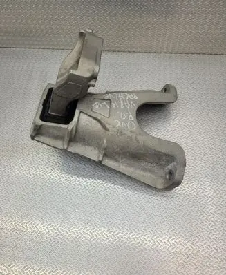 Honda Civic X Engine mount bracket 6CDCA