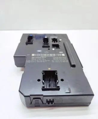 Mercedes-Benz E W212 SAM control unit 065DK011023 2129001506 13975032