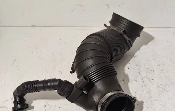 Volkswagen PASSAT B6 Turbo air intake inlet pipe/hose 3C0129654AH