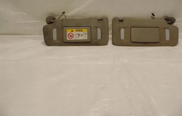 Opel Mokka Sun visor