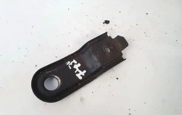 Nissan Pathfinder R51 Radiator mount bracket