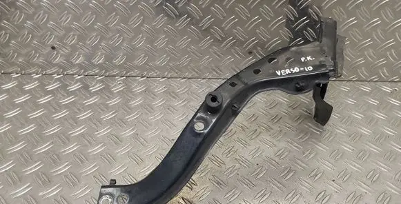 Toyota Verso Headlight/headlamp mounting bracket
