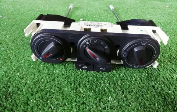 Seat Ibiza IV (6J,6P) Climate control unit 6J0820045A