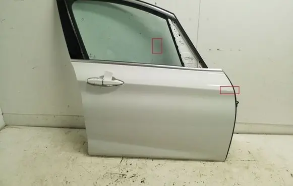 BMW 2 F46 Front door 
