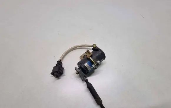 Audi A8 S8 D2 4D Accelerator throttle pedal 028907475AA 771100521 0281002268