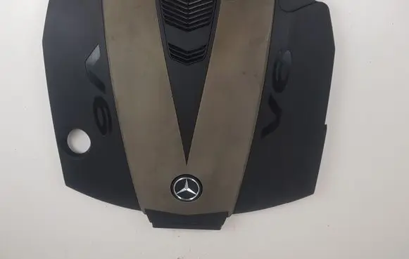 Mercedes-Benz E W212 Engine cover (trim) A6420104267
