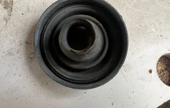 Headlight/headlamp dust cover