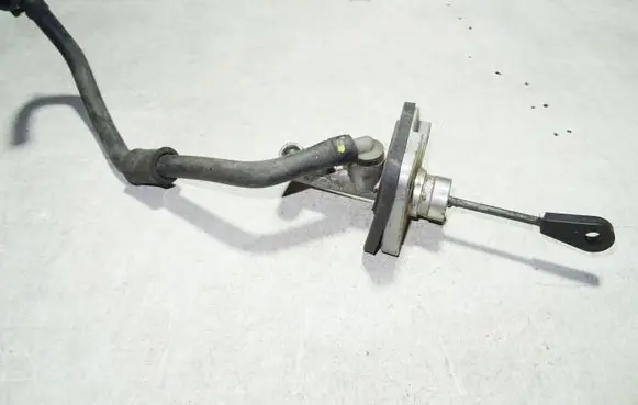 Hyundai Sonata Clutch slave cylinder 