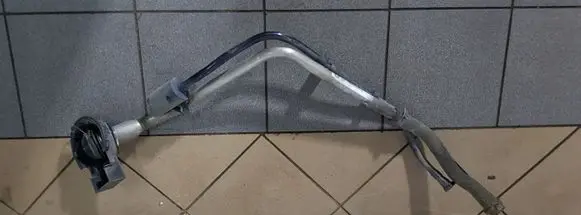 Jeep Grand Cherokee (WK) Fuel tank filler neck pipe 52090321AH