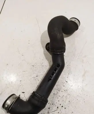 Intercooler hose/pipe