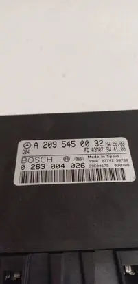 Mercedes-Benz C W203 Parking PDC control unit/module A2095450032