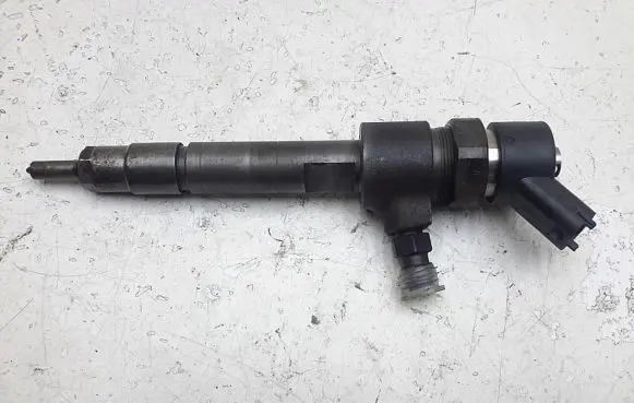 Alfa Romeo 147 Fuel injector 0445110119