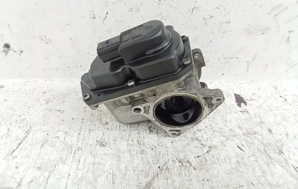 Audi A4 S4 B8 8K EGR valve 03L131501D