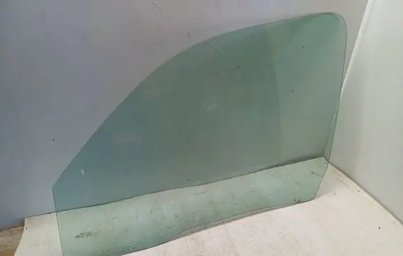 Peugeot Partner Front door window glass four-door 43R000015 DOT211M89AS2