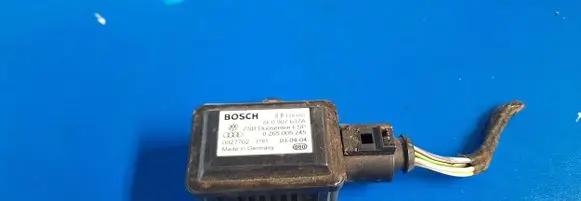 Volkswagen PASSAT B5.5 ESP acceleration yaw rate sensor 8E0907637A 0265005245