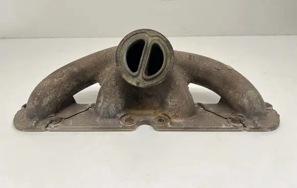 BMW 8 G15 Exhaust manifold 8681197