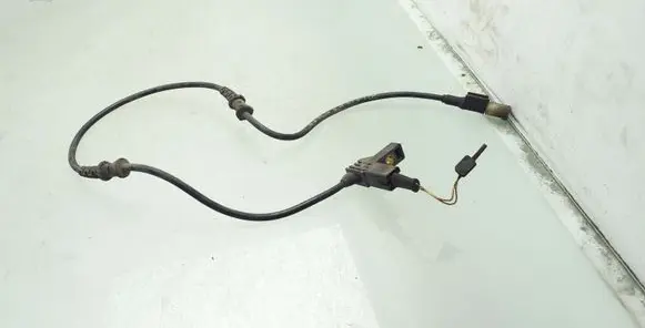 Mercedes-Benz E W211 ABS rear brake sensor A0405458528 A2205453128 A2115400008