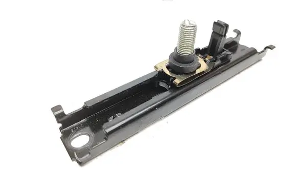 Maserati Ghibli Seat belt height adjuster 6700014250 622513900B