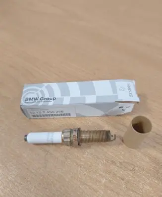 BMW X4 G02 Spark plug 2455258