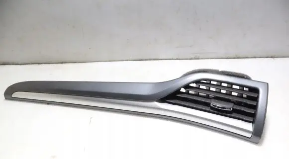 Dashboard side air vent grill/cover trim