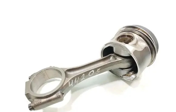 Volkswagen Eos Piston with connecting rod 