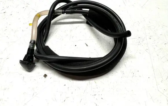 Nissan Juke I F15 Rear window washer spray nozzle