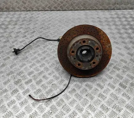 Porsche 911 996 Rear wheel hub 99633111105