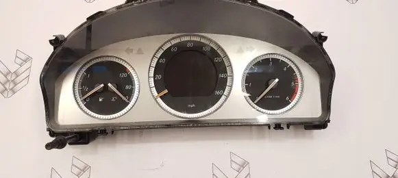 Mercedes-Benz C W204 Speedometer (instrument cluster) 2045406548 A2045406548