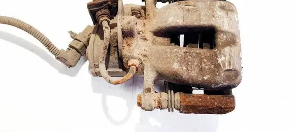 Volkswagen PASSAT B6 Rear brake caliper 