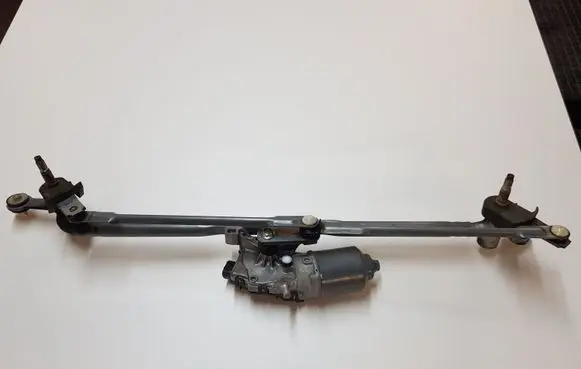 Dodge Durango Front wiper linkage and motor 68260523AA